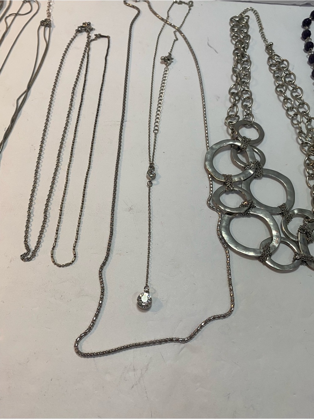 Silver tone necklace lot (8pcs)